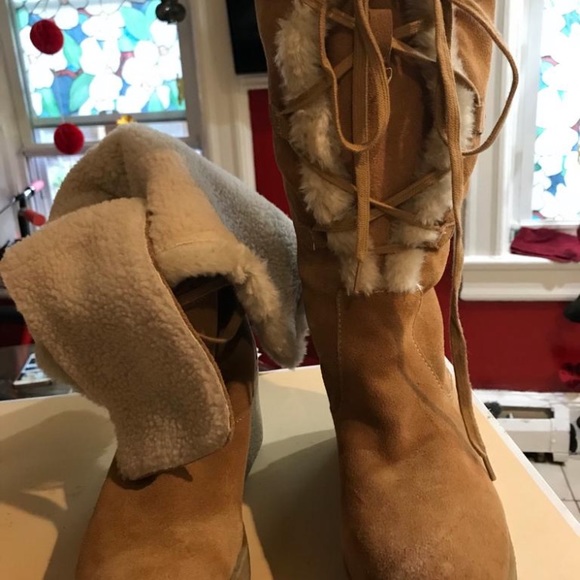 Michael Kors - Picture 3 of 4